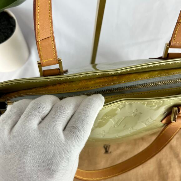 LOUIS VUITTON Vintage Vernis Houston Tote Green Patent Leather Bag With COA - Picture 13 of 15